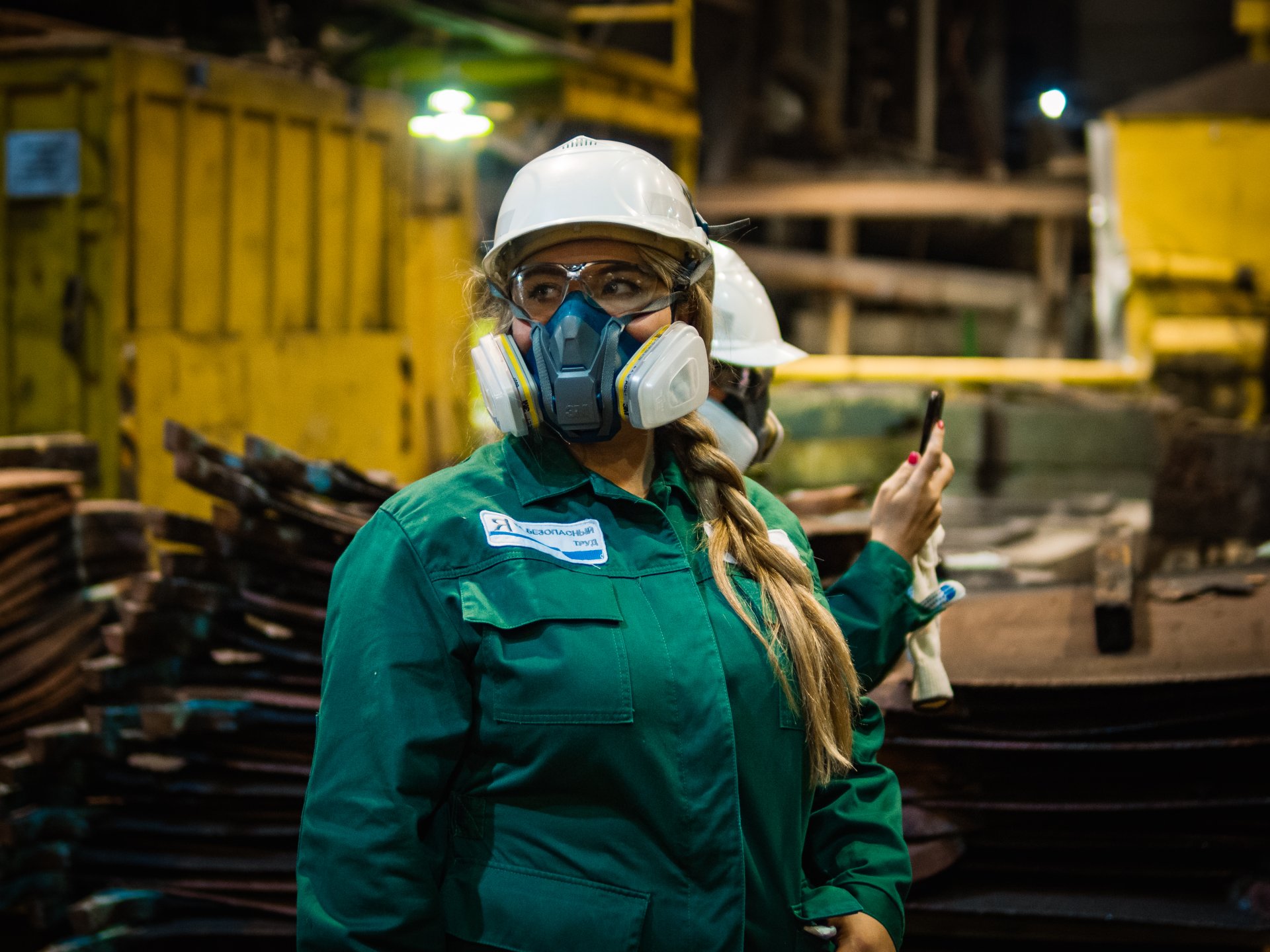 Working at this plant is considered very harmful, working without protective equipment is life-threatening.