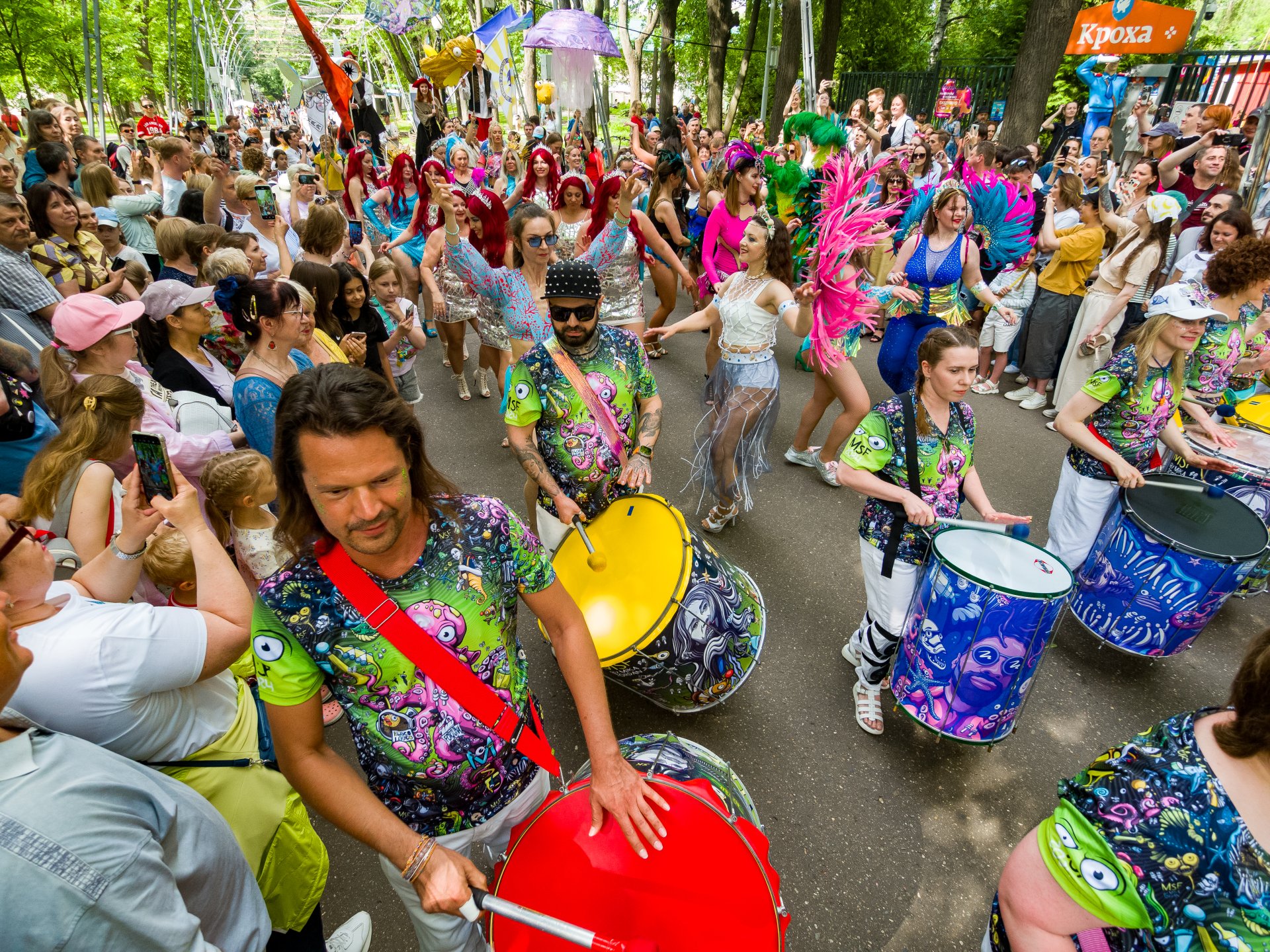 The participants were divided into drummers (Bateria), dancers (Passistas) and dancers (Malandros).