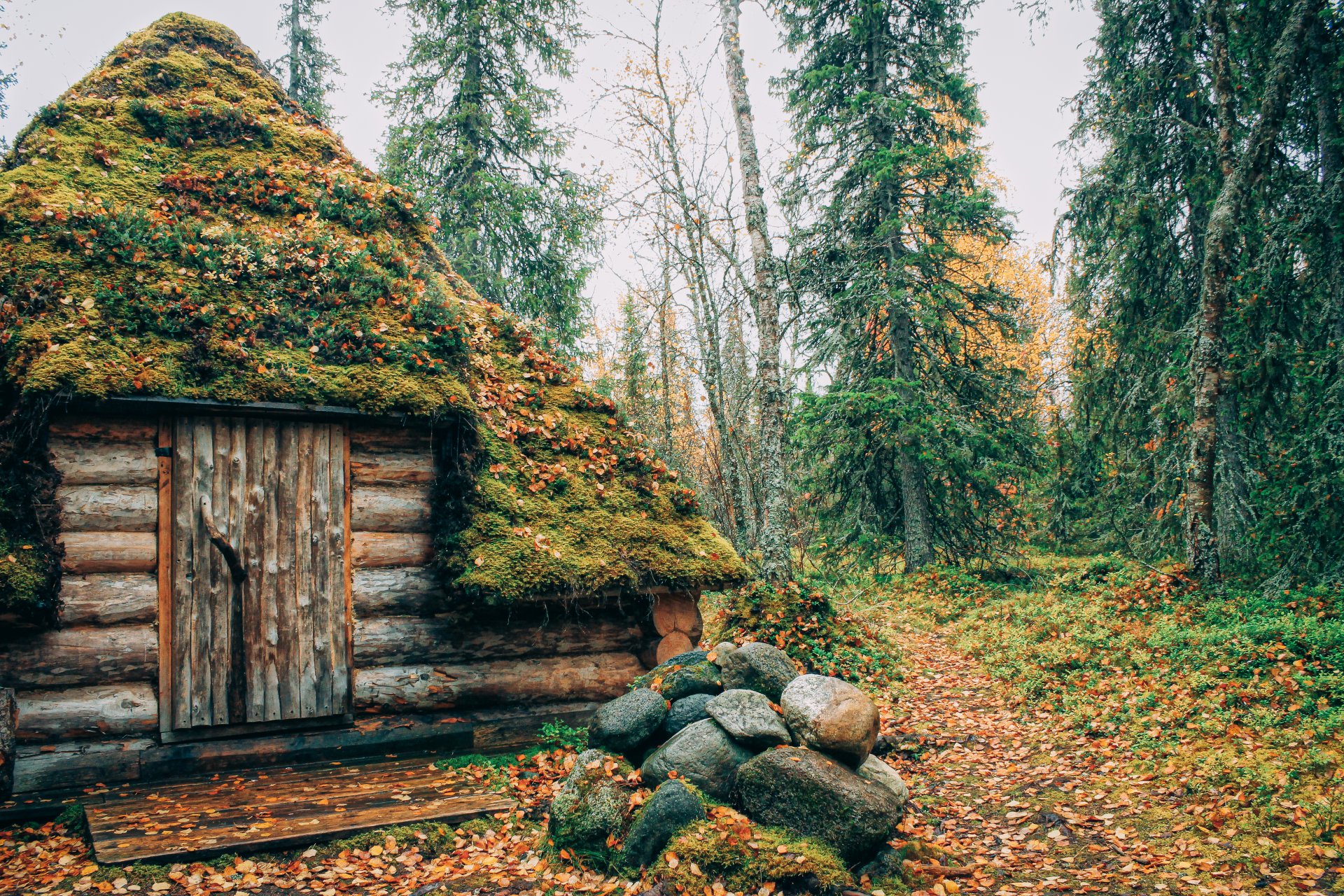 Vezha - the traditional home of the indigenous Sami people.