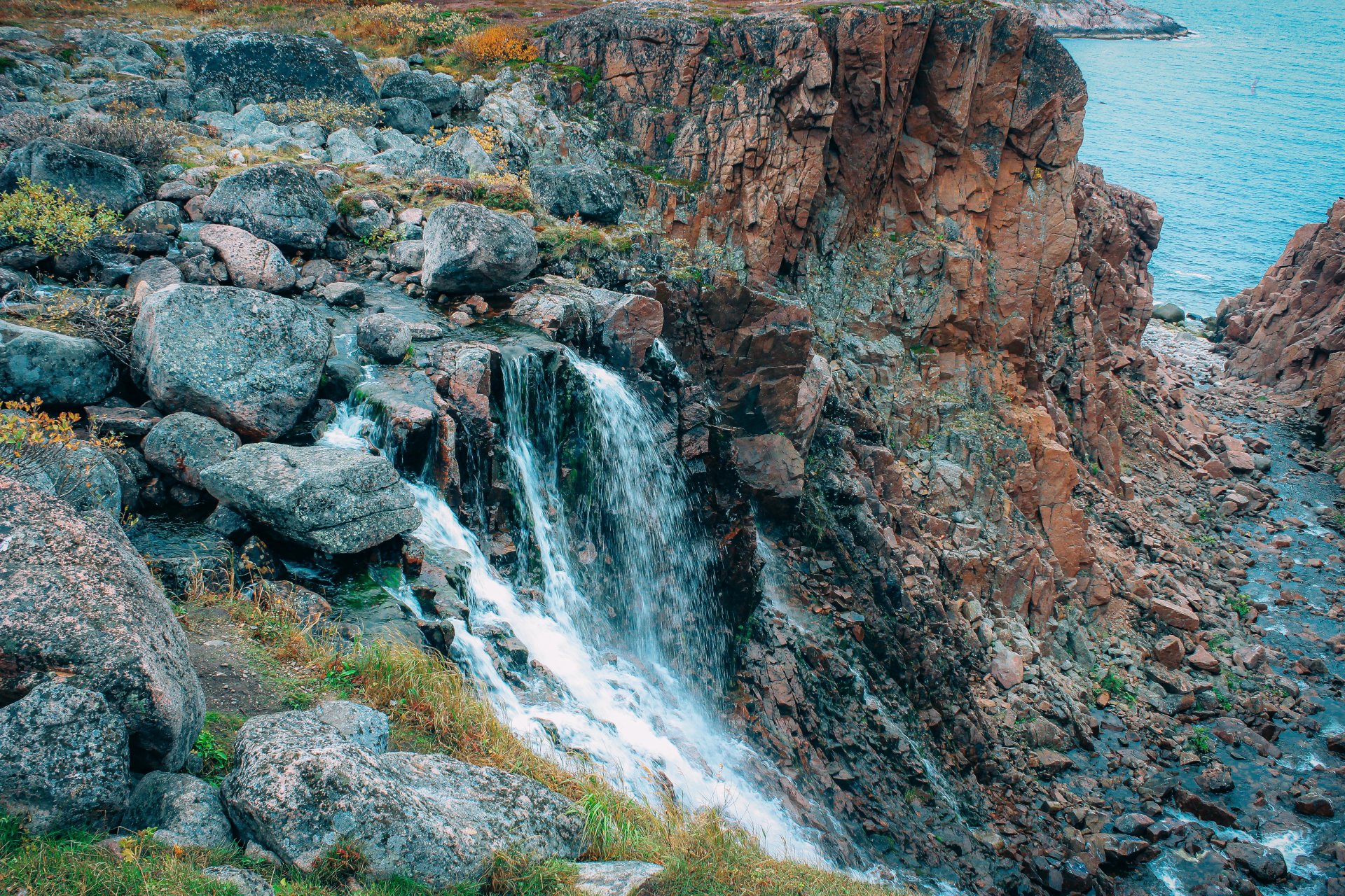 Waterfall "Battery".