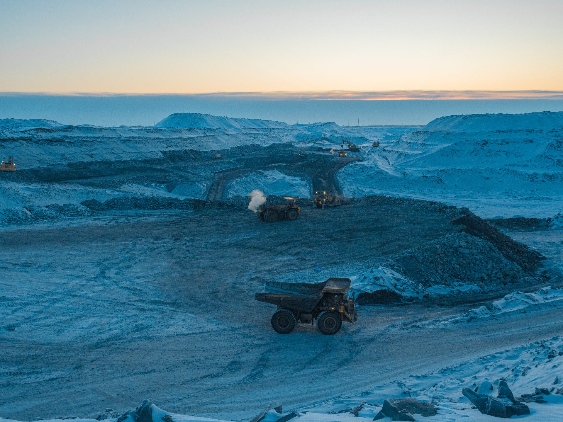 The Yunyaginsky coal mine is the first in the Arctic. It was previously believed that open-pit coal mining in these latitudes was impossible.