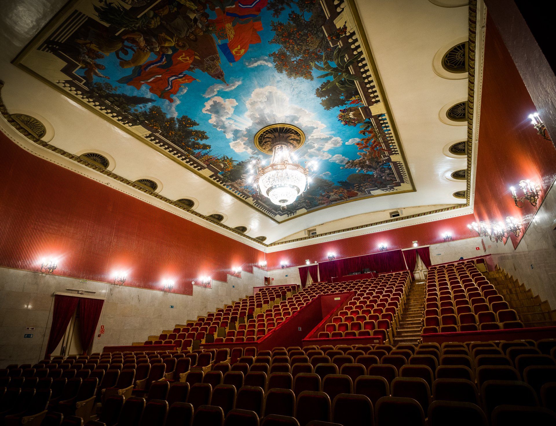 The building of the Miners' Palace of Culture is included in the Brief Art Encyclopedia "Art of Countries and Peoples of the World". The Palace of Culture, which includes a theater complex with an auditorium for 500 seats, is the main stage of the city.