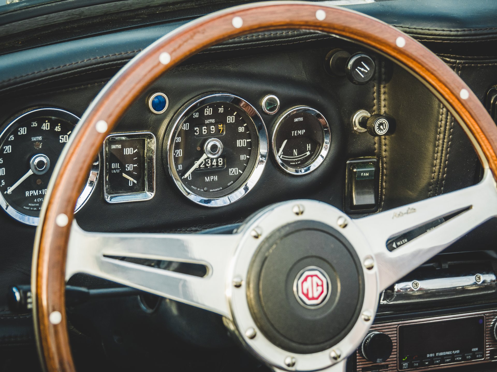 The interior and details of the cars deserve special attention.