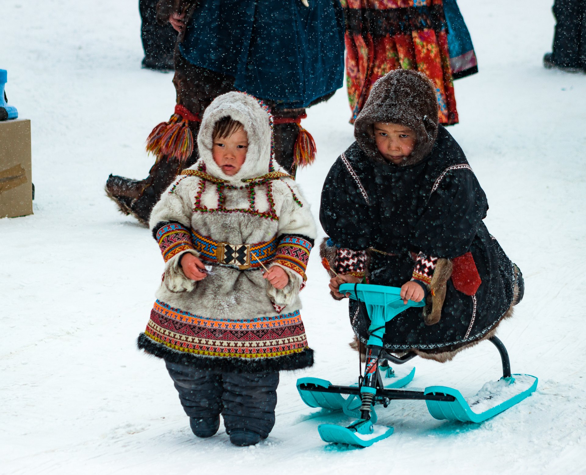 Reindeer herder’s children get used to the extremely low temperatures of the Far North from an early age.