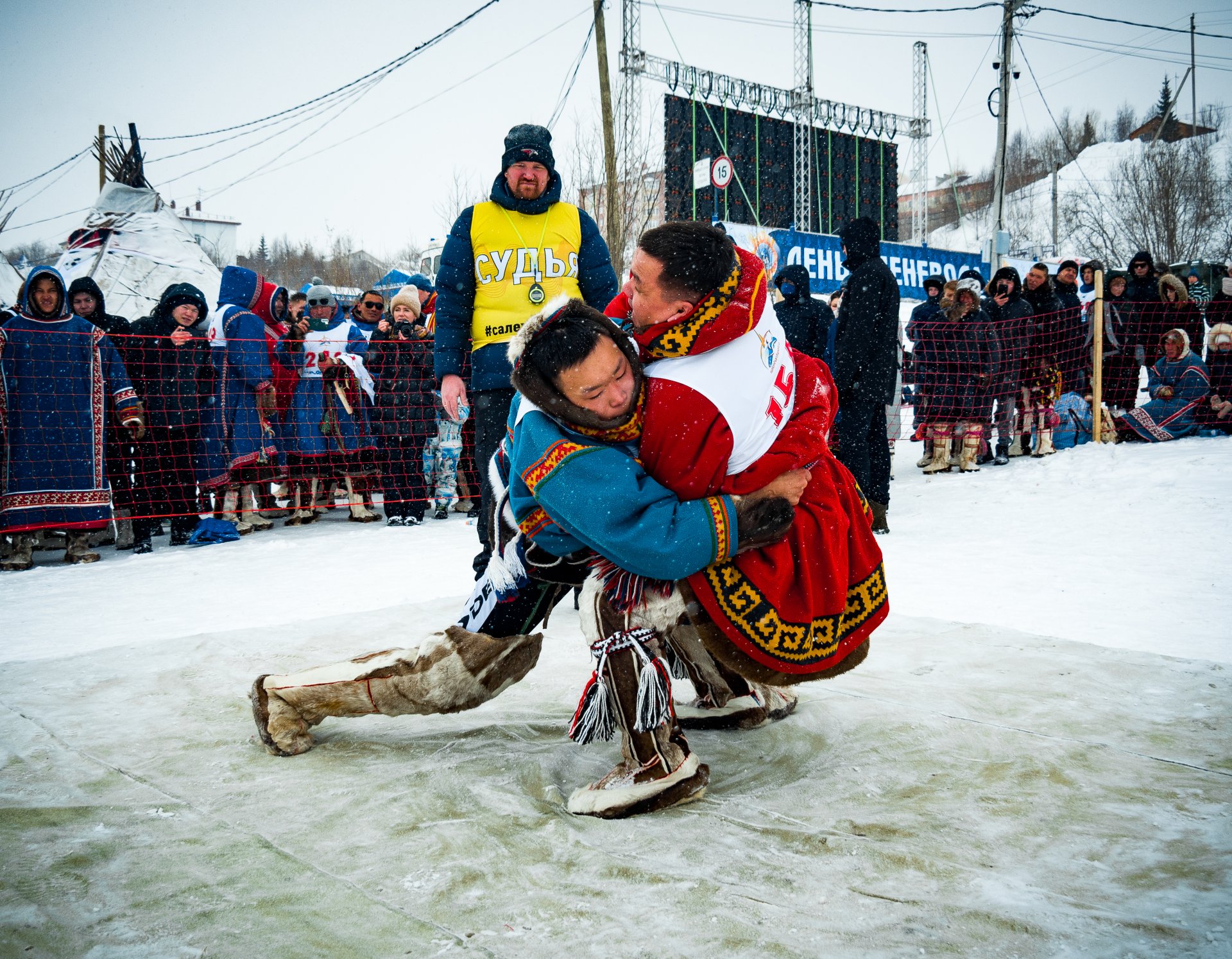 National wrestling "kuresh". A type of wrestling using belts.