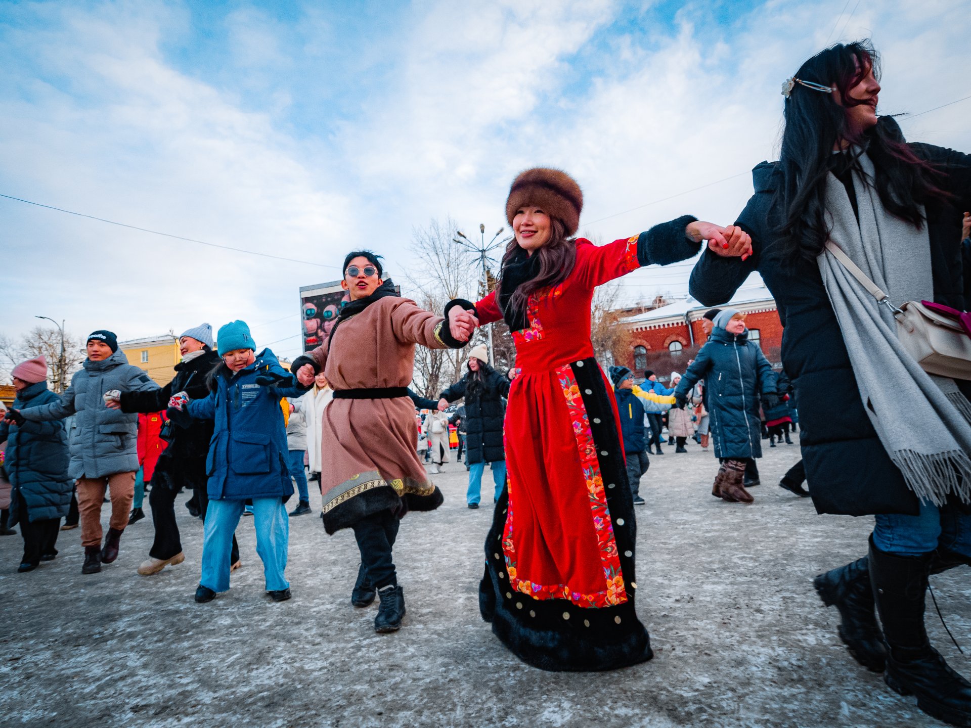 Irkutsk residents dance the national Buryat dance Yekhor.