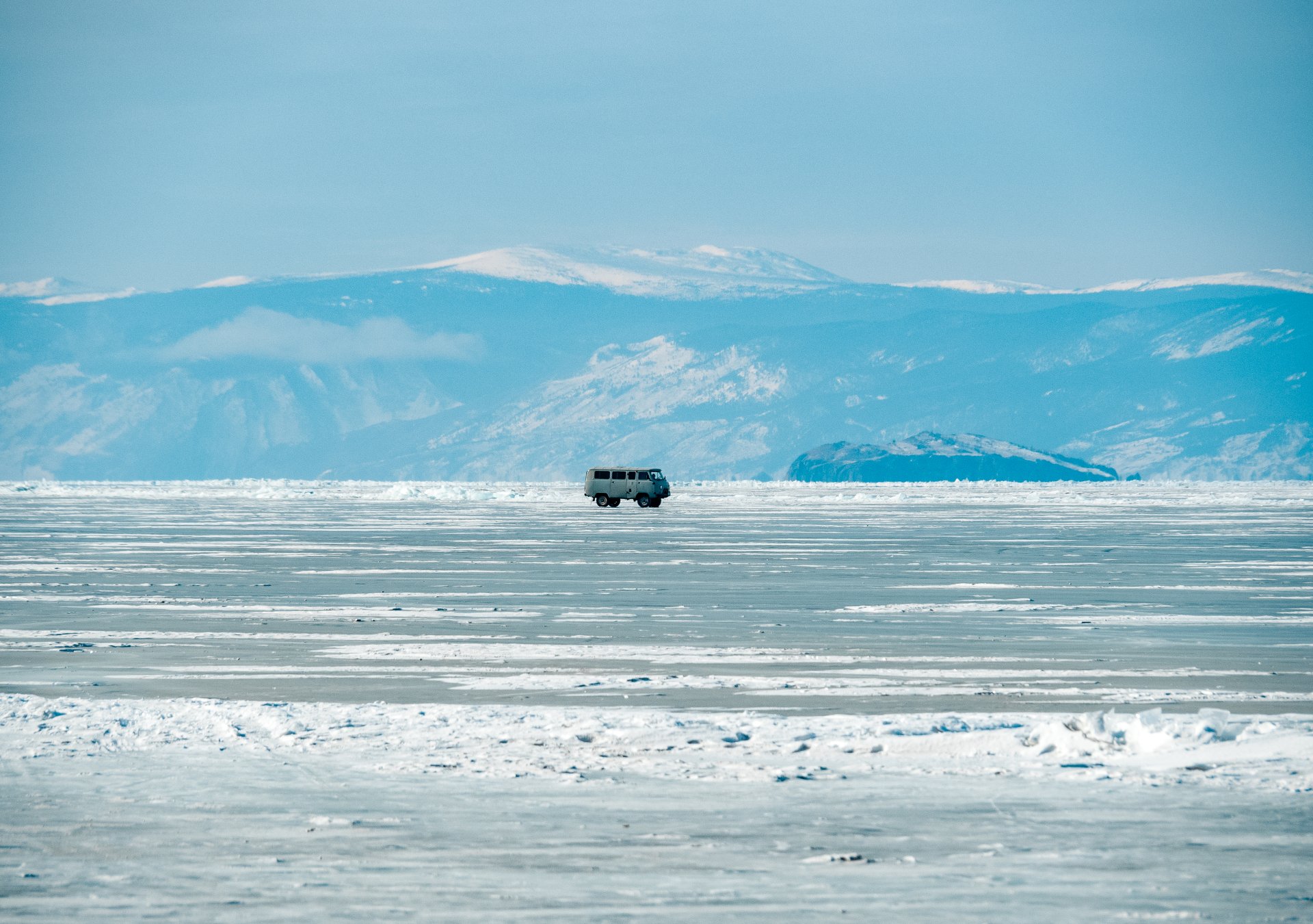 At this time of the year, the ice is so durable that it can safely hold cars on itself.