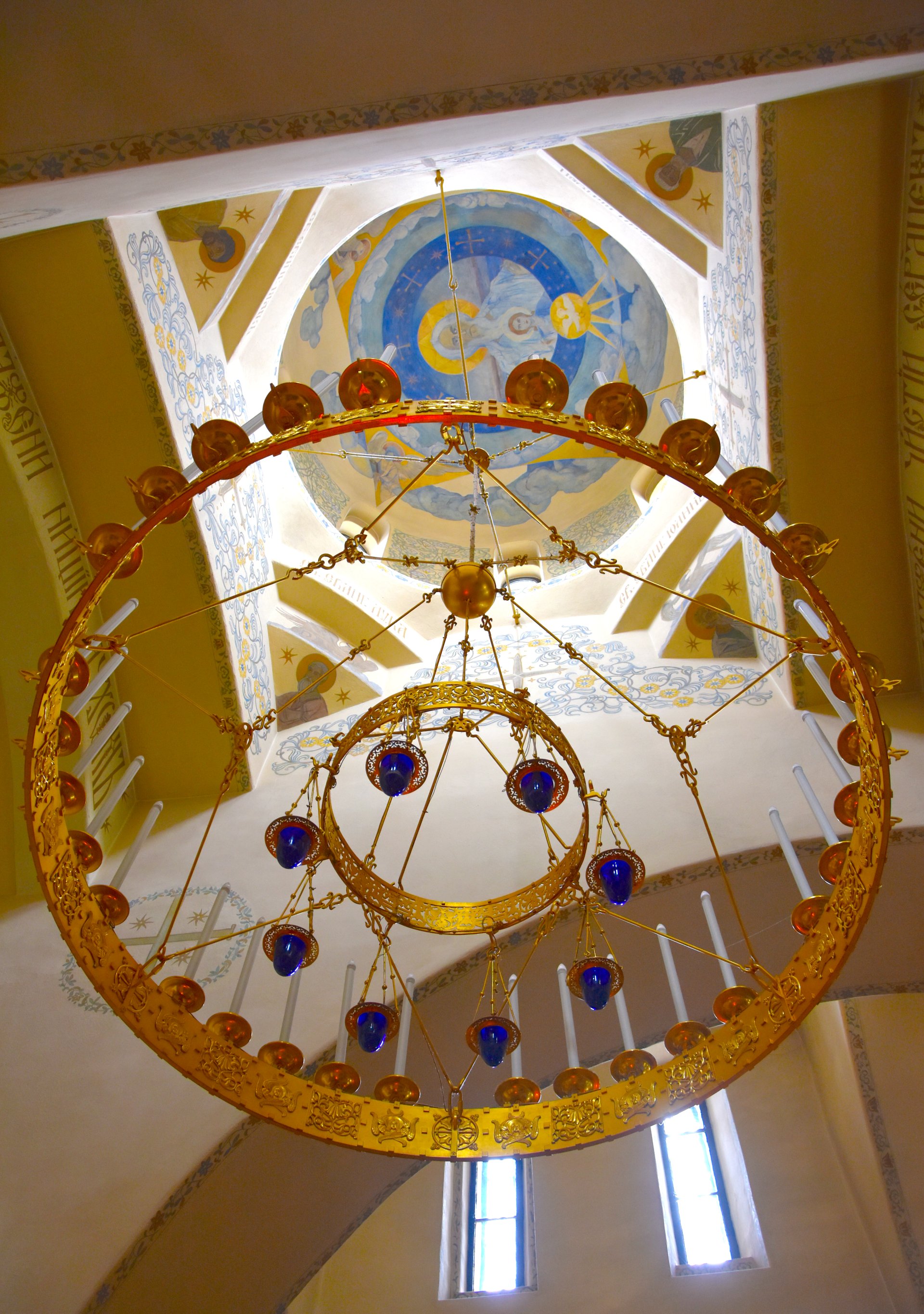 Ceiling candelabrum in the chapel, Moscow, 2023